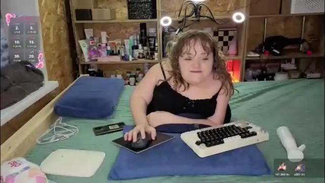 Image 10 of akindmodel Stream on Chaturbate on 1 month ago