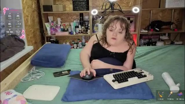 Image 11 of akindmodel Stream on Chaturbate on 1 month ago