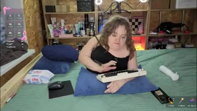 Image 7 of akindmodel Stream on Chaturbate on 1 month ago