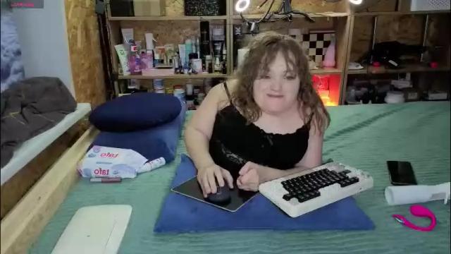 Image 10 of akindmodel Stream on Chaturbate on 28 days ago