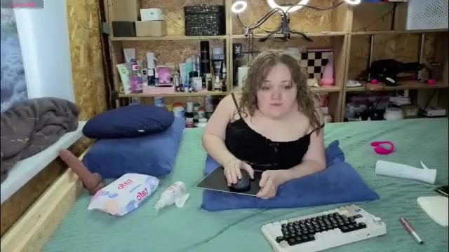 Image 2 of akindmodel Stream on Chaturbate on 26 days ago