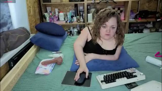 Image 3 of akindmodel Stream on Chaturbate on 19 days ago