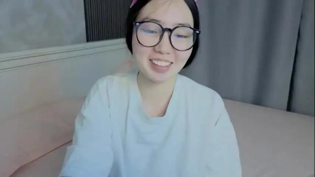 Image 7 of akino_hen Stream on Chaturbate on 2 months ago