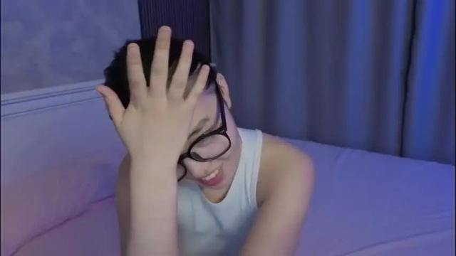 Image 4 of akino_hen Stream on Chaturbate on 1 month ago