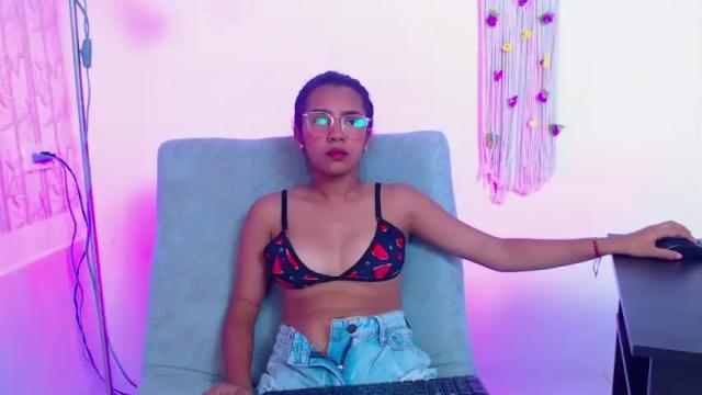 Image 4 of akira_14 Stream on Chaturbate on 19 months ago