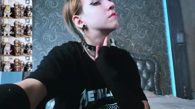 Image 12 of akira_ivy Stream on Chaturbate on 12 months ago