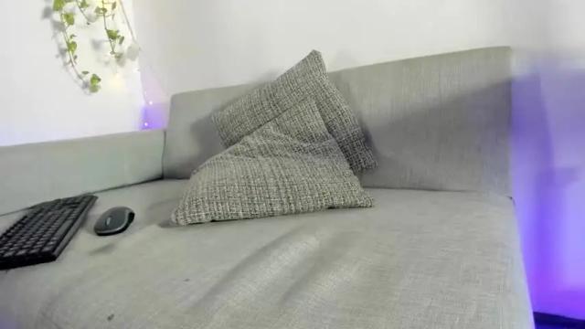 Image 8 of akira_naei Stream on Chaturbate on 17 months ago