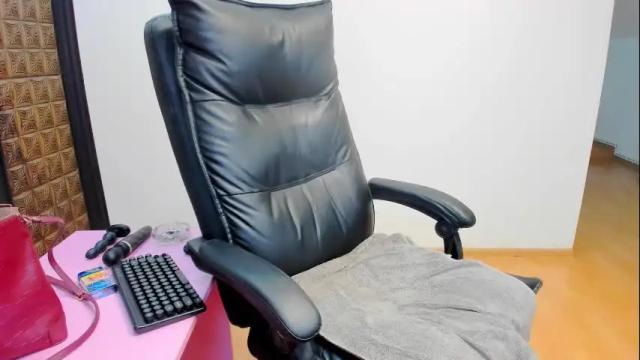 Image 10 of akirakay Stream on Chaturbate on 4 days ago