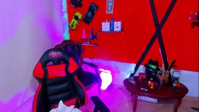 Image 10 of akiranatasha Stream on Chaturbate on 27 days ago