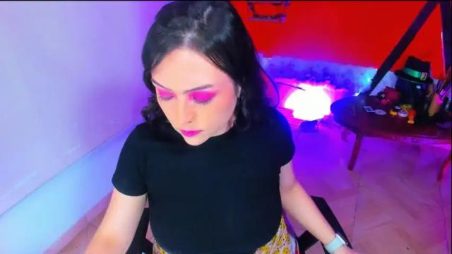 Image 7 of akiranatasha Stream on Chaturbate on 2 months ago