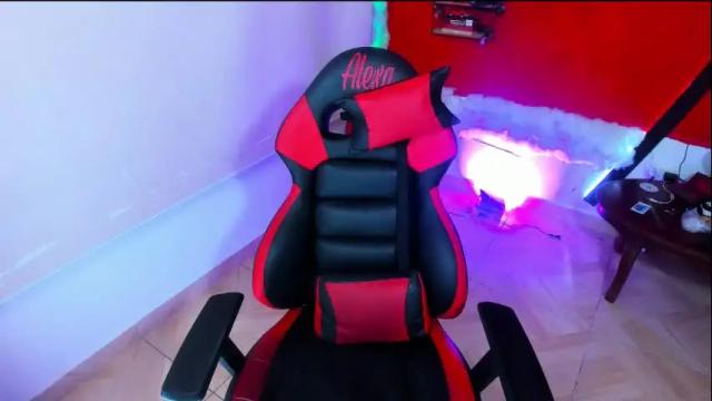 Image 2 of akiranatasha Stream on Chaturbate on 1 month ago