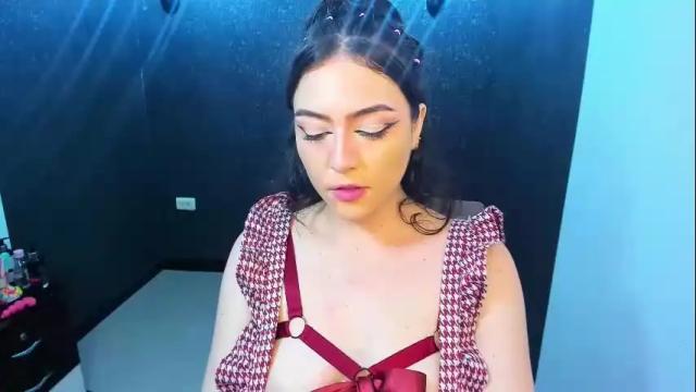 Image 6 of akiranatasha Stream on Chaturbate on 21 days ago