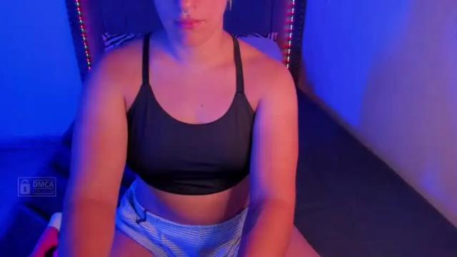 Image 12 of akiravanegas Stream on Chaturbate on 16 months ago