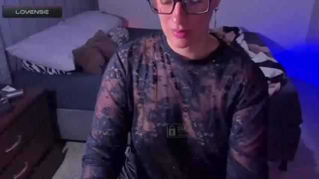 Image 12 of akiravanegas Stream on Chaturbate on 14 months ago