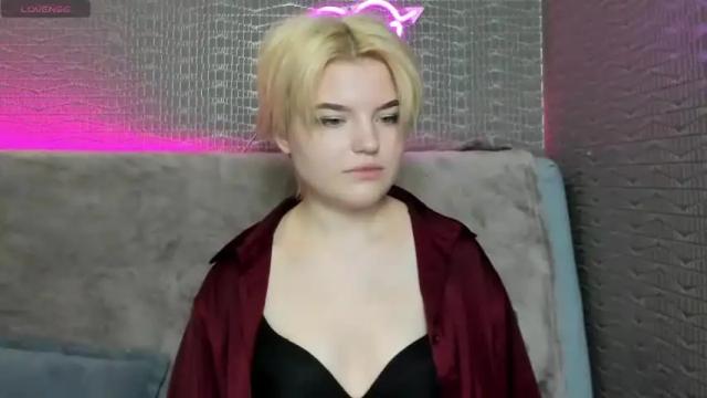 Image 2 of al1ce_shy Stream on Chaturbate on 17 months ago