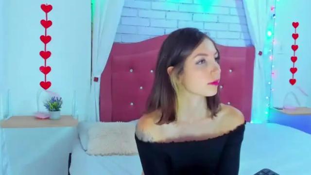 Image 12 of alahia_aron_ Stream on Chaturbate on 20 months ago