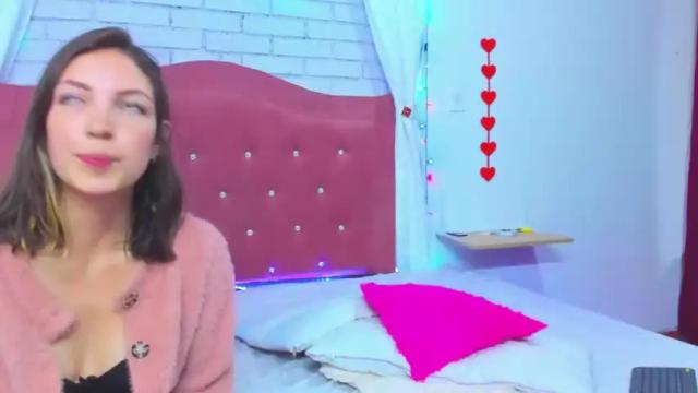 Image 10 of alahia_aron_ Stream on Chaturbate on 20 months ago