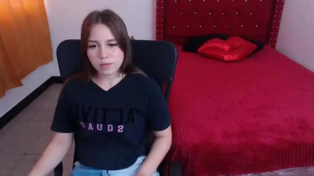 Image 11 of alahiialee_ Stream on Chaturbate on 14 months ago