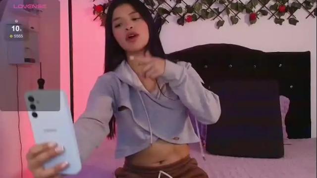Image 6 of alaia_asuka Stream on Chaturbate on 15 days ago