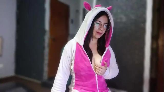 Image 3 of alaia_soul_ Stream on Chaturbate on 25 days ago