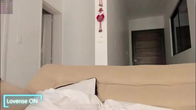 Image 12 of alaiaferrer Stream on Chaturbate on 1 month ago