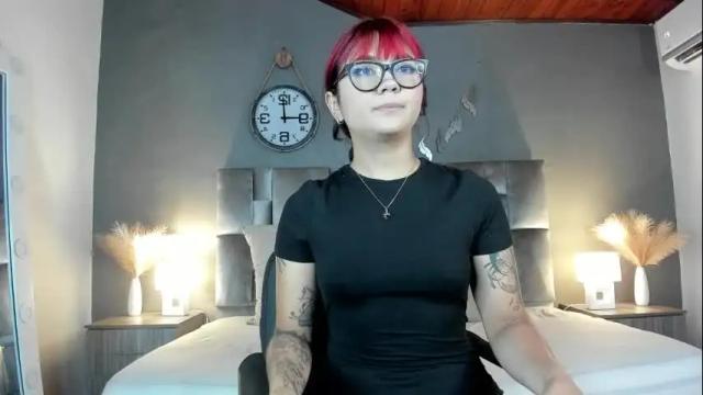 Image 2 of alaiarogers Stream on Chaturbate on 13 days ago