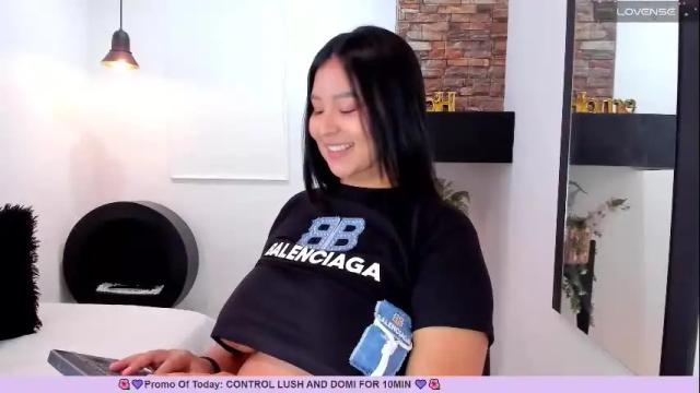 Image 7 of alaiasmile_ Stream on Chaturbate on 1 month ago