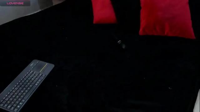 Image 4 of alaiasmile_ Stream on Chaturbate on 22 days ago