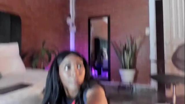 Image 3 of alaiya_clarke Stream on Chaturbate on 5 months ago