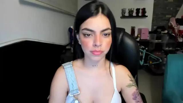 Thumbnail 1, alana_fox18's Stream at Chaturbate, 14 months ago