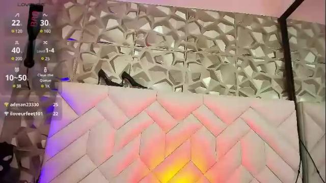 Image 2 of alana_jones__ Stream on Chaturbate on 1 month ago