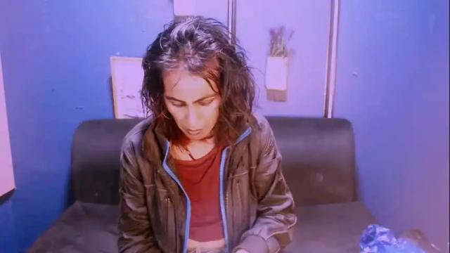 Image 2 of alanadelray Stream on Chaturbate on 1 month ago