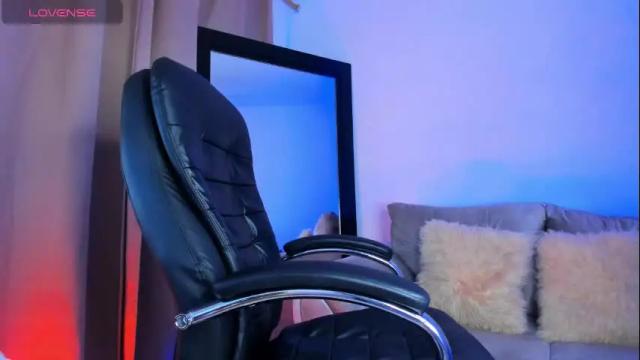 Image 4 of alanajoness Stream on Chaturbate on 1 month ago