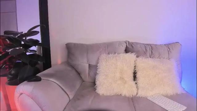 Image 2 of alanajoness Stream on Chaturbate on 2 months ago