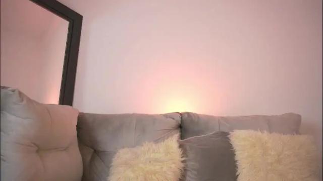 Image 3 of alanajoness Stream on Chaturbate on 20 days ago