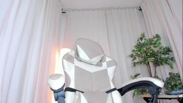 Image 2 of alanakimura_ Stream on Chaturbate on 1 month ago