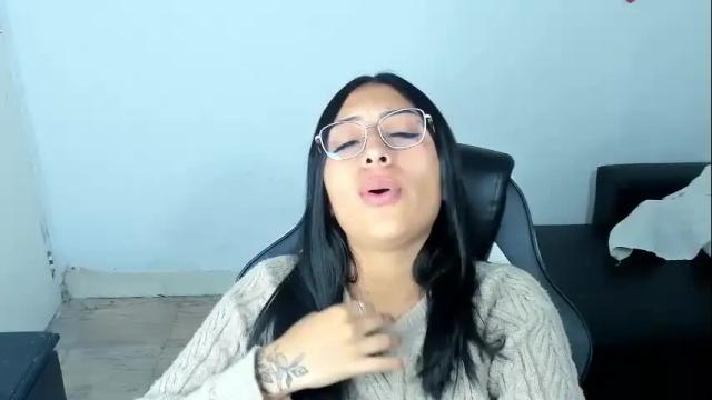 Image 3 of alanapetterson Stream on Chaturbate on 27 days ago