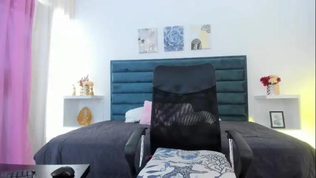Image 2 of alanastones Stream on Chaturbate on 27 days ago