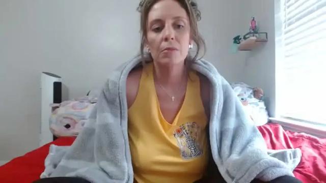 Image 3 of alannarack Stream on Chaturbate on 10 days ago