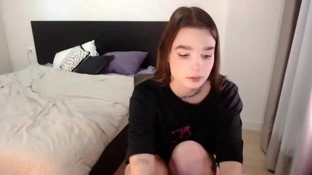 Image 3 of alaska_purr Stream on Chaturbate on 19 months ago