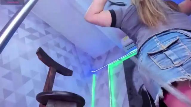 Image 12 of alaska_valentina_s Stream on Chaturbate on 20 months ago
