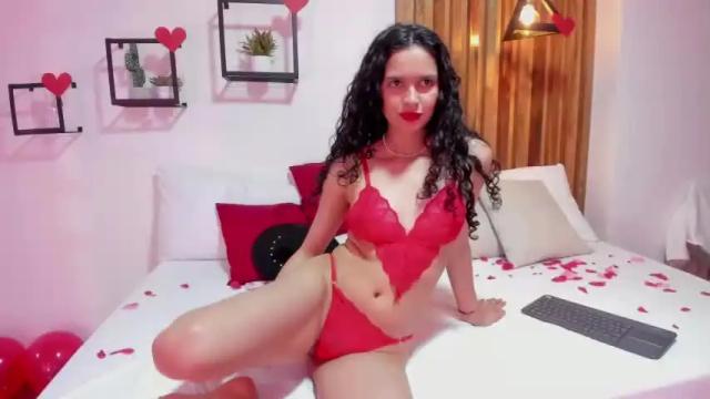 Image 6 of alaskabluee Stream on Chaturbate on 22 months ago