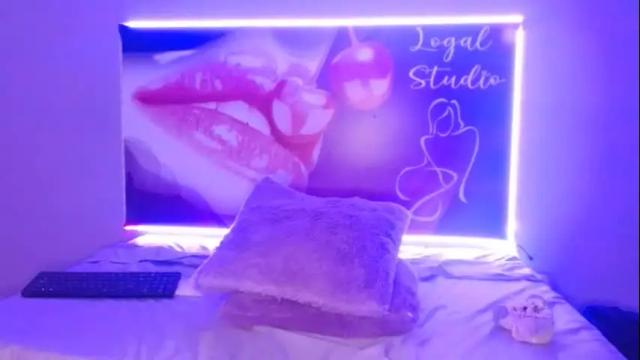 Image 11 of alayasmile Stream on Chaturbate on 12 months ago