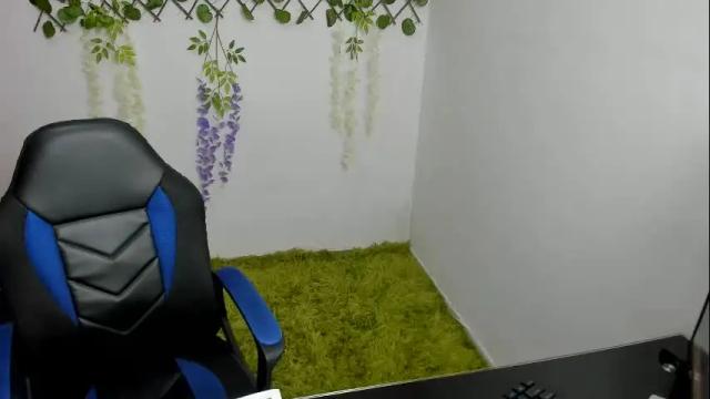 Image 8 of alayasmile Stream on Chaturbate on 2 months ago