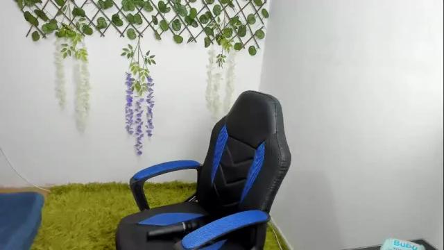 Image 12 of alayasmile Stream on Chaturbate on 1 month ago