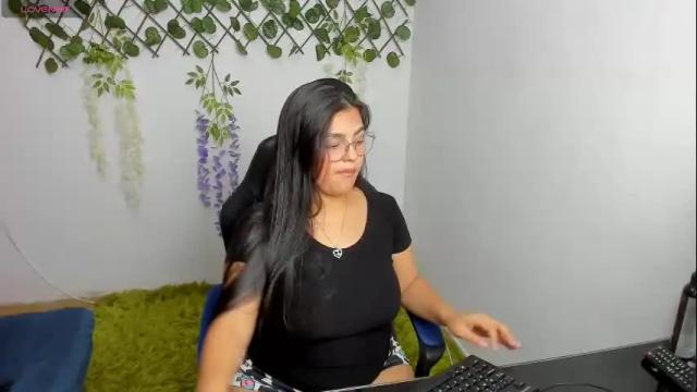 Thumbnail 1, alayasmile's Stream at Chaturbate, 1 month ago