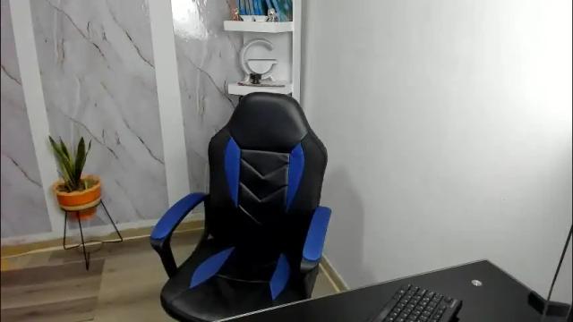 Image 11 of alayasmile Stream on Chaturbate on 2 months ago