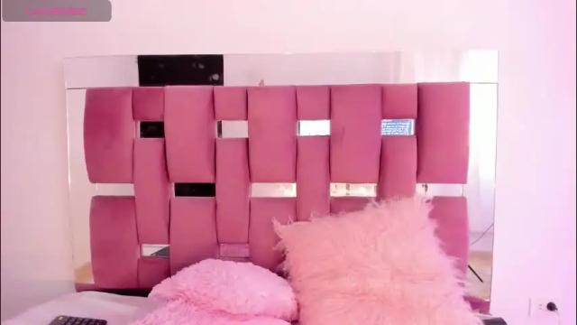 Image 2 of alba_grey Stream on Chaturbate on 1 month ago