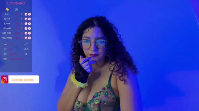 Image 12 of alba_martini__ Stream on Chaturbate on 15 months ago