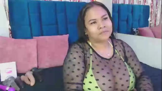 Image 12 of alba_sex10 Stream on Chaturbate on 16 days ago